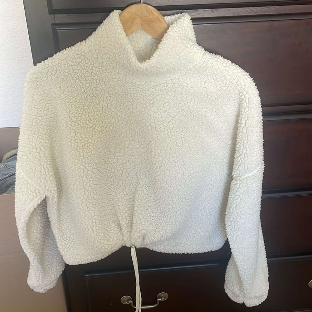 Sherpa funnel pull over